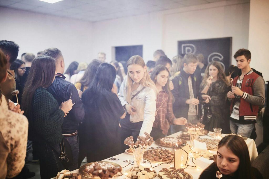 У лютому-березні планується відкриття підліткових клубів у 4 містах України!